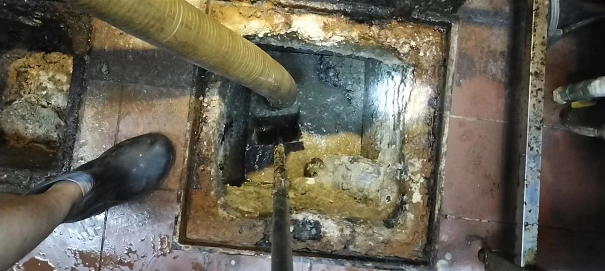 奉新化油池清理-污水池清掏